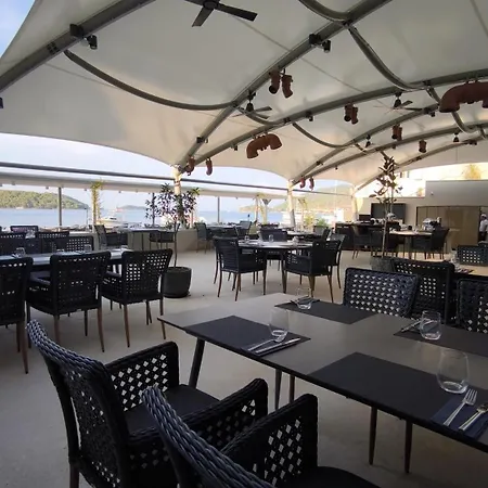 Marshal Heritage Hotel 4*