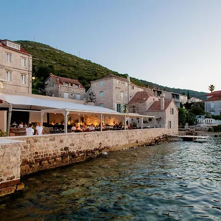 Marshal Heritage Hotel Vis