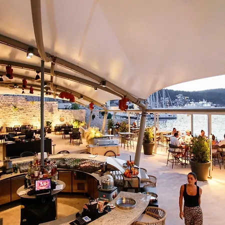 Marshal Heritage Hotel Vis