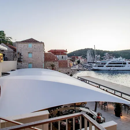 Marshal Heritage Hotel 4*